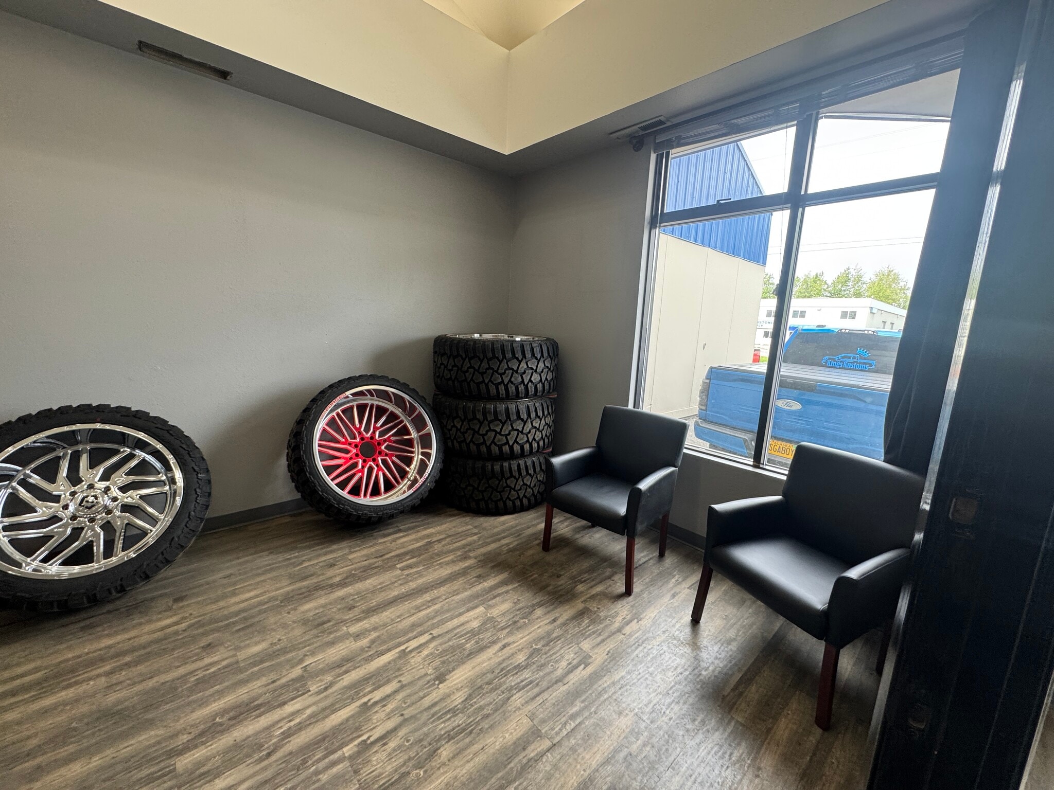 7439 Old Seward Hwy, Anchorage, AK for Rent