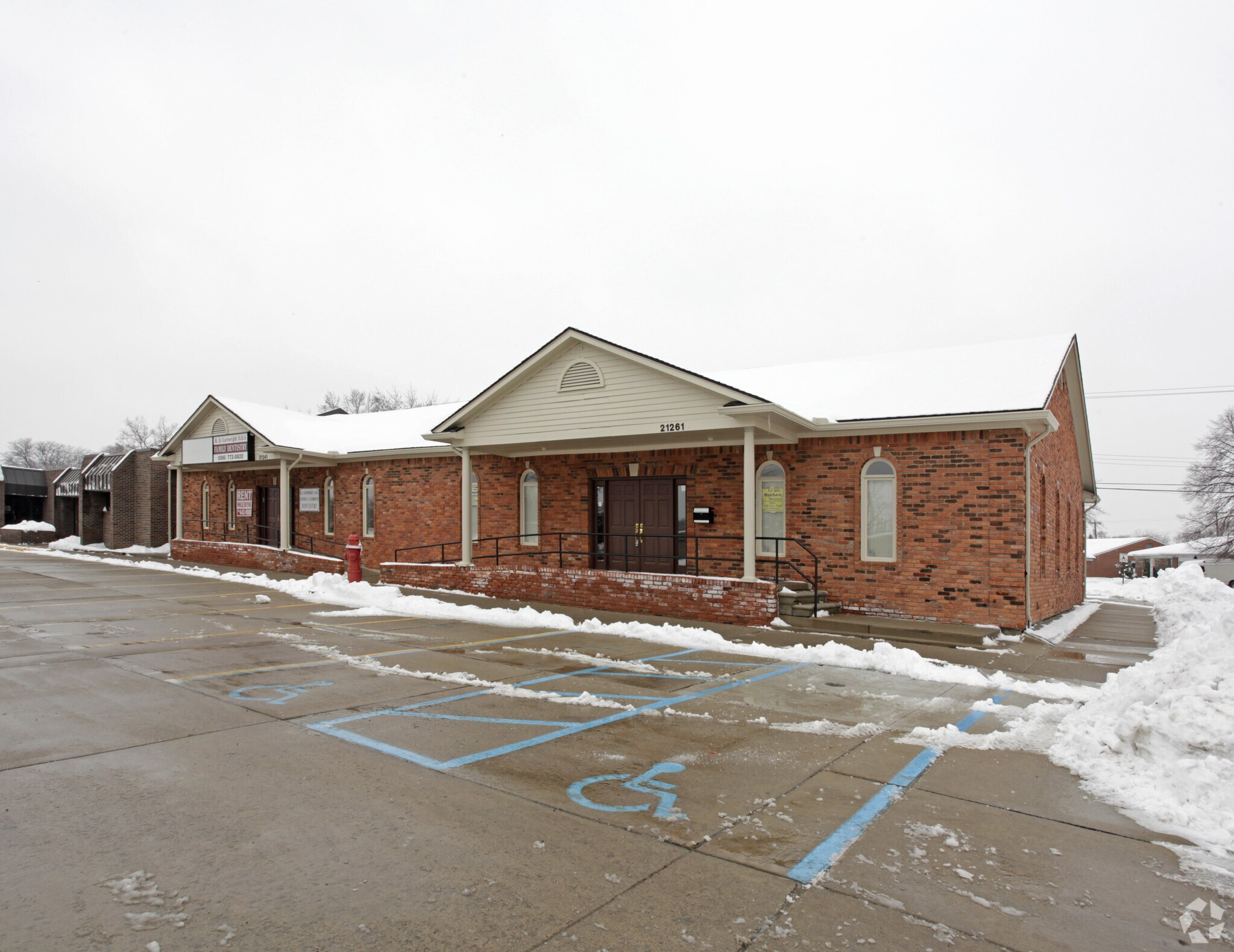 21231-21261 Kelly Rd, Eastpointe, MI for Rent