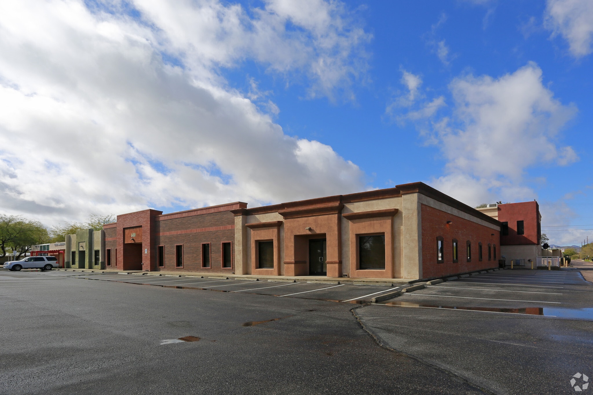 600 S Country Club Rd, Tucson, AZ for Sale