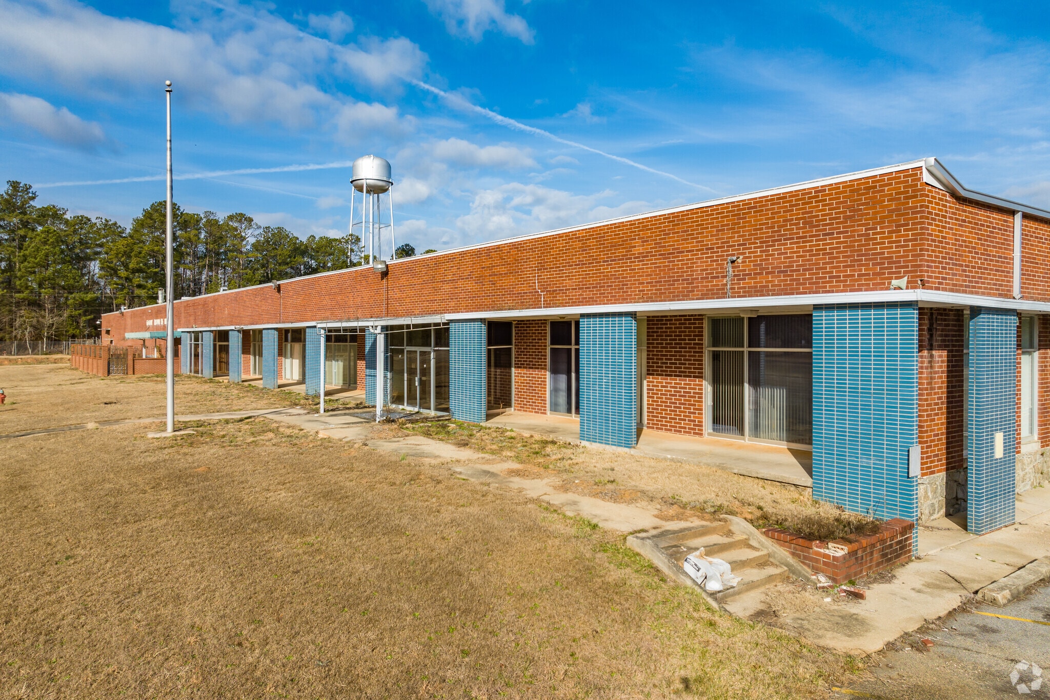 1000 W Main St Manchester, GA 31816 Industrial Property for Lease on