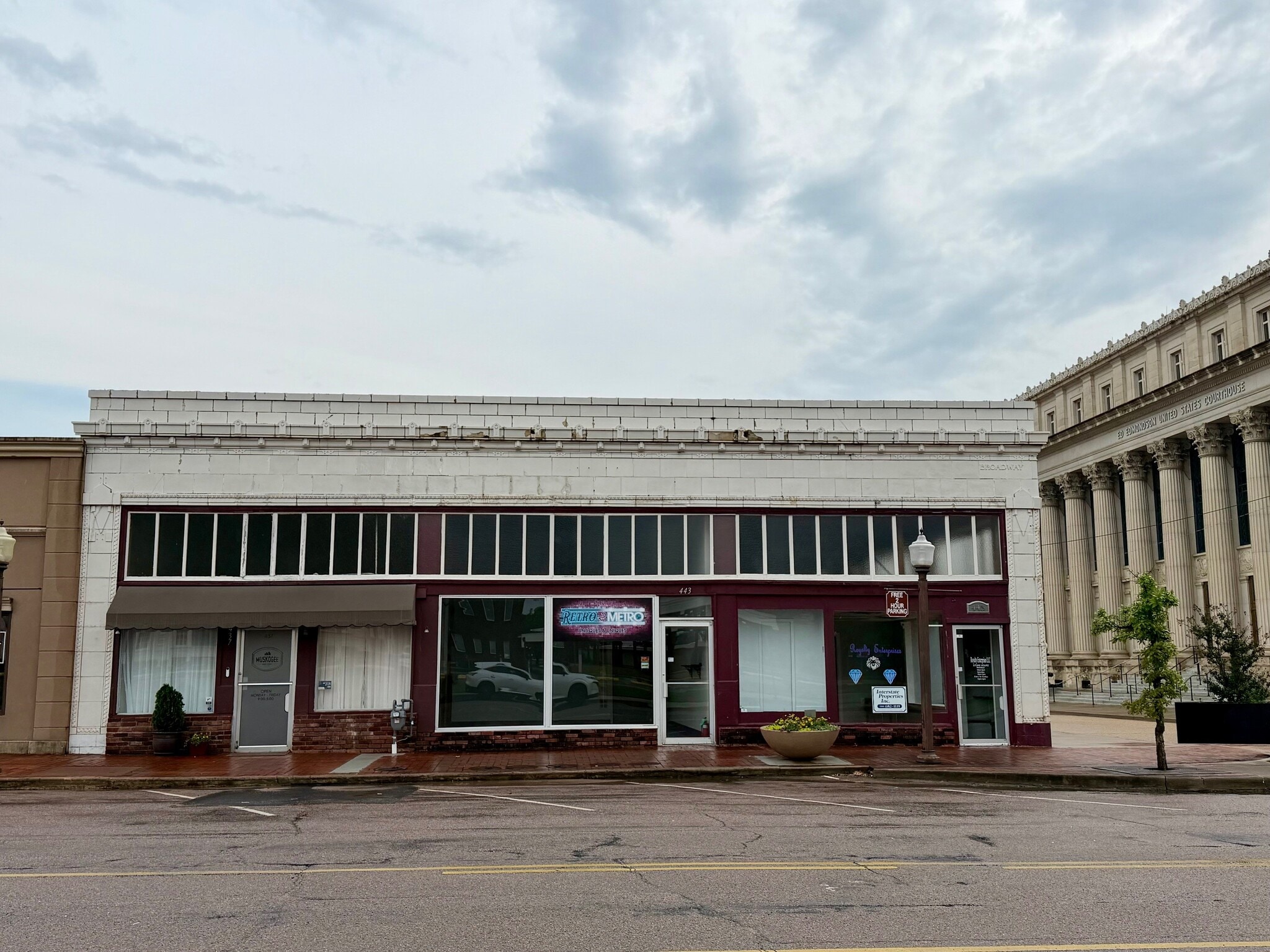 435-445 W Broadway St, Muskogee, OK for Sale