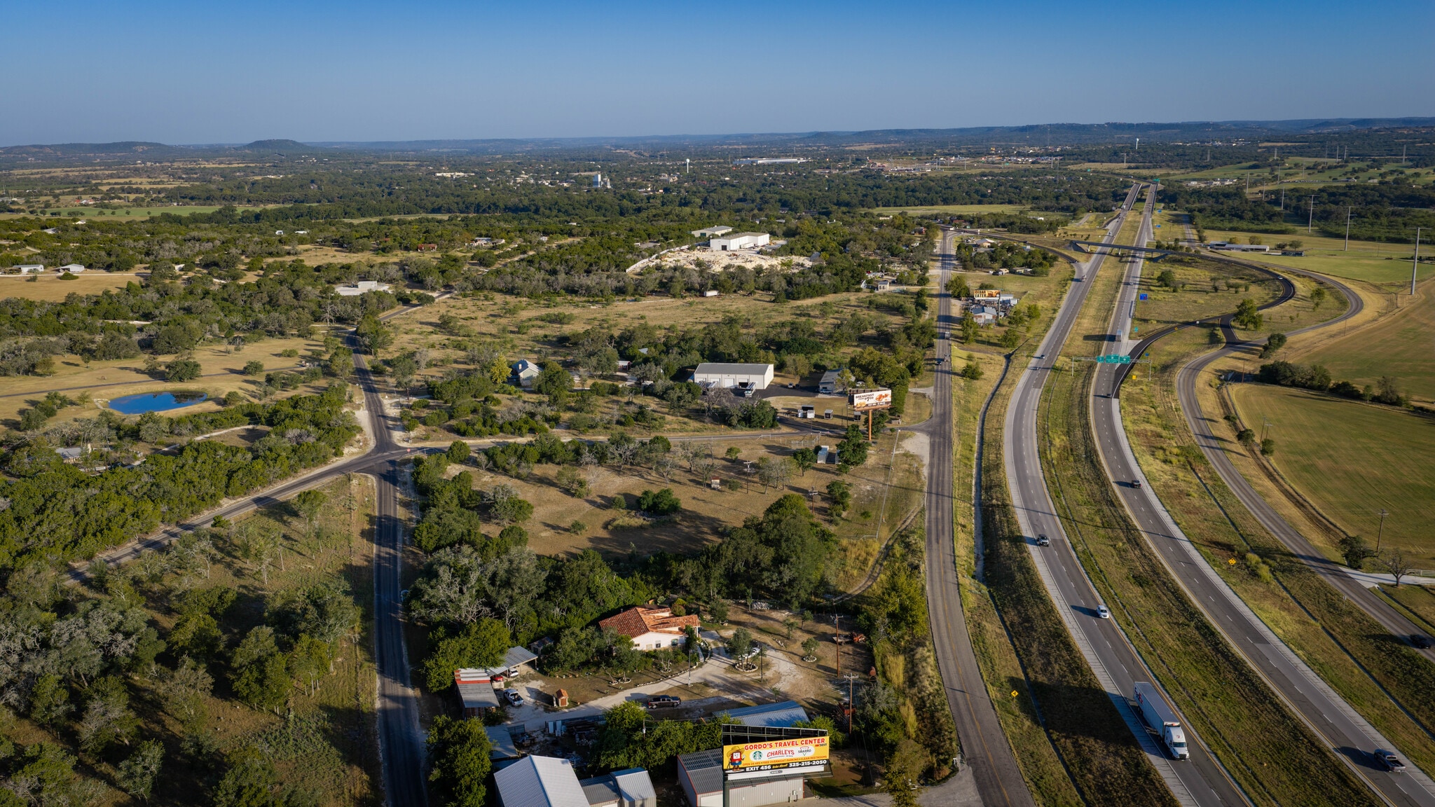 3 Holiday Rd, Comfort, TX for Rent
