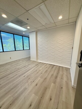 Sherman Oaks, CA Office - 4940 Van Nuys Blvd