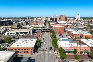 Wichita, KS Office, Office/Retail - 801 E Douglas Ave