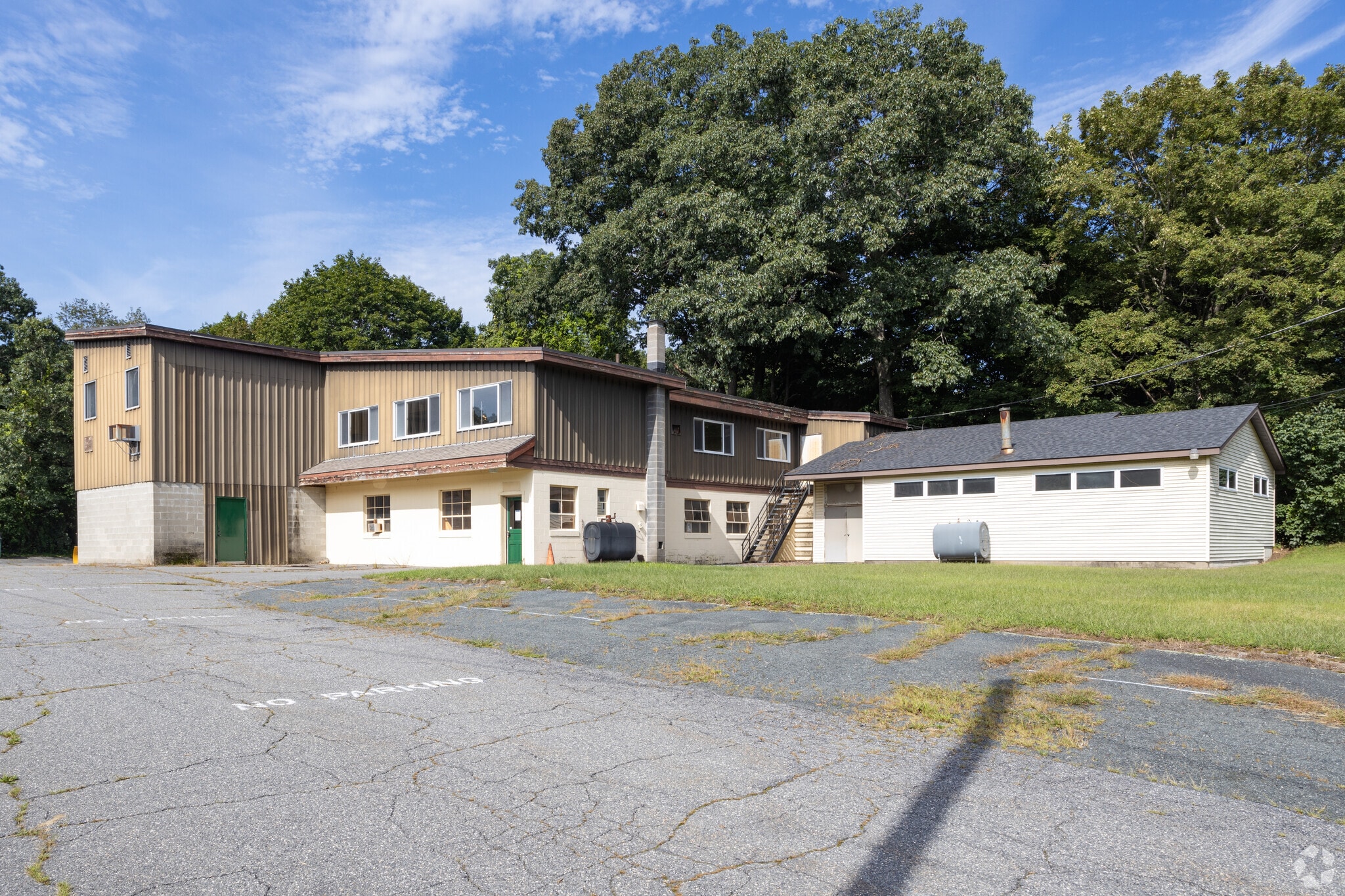 148 Marlboro Rd, Southborough, MA for Sale