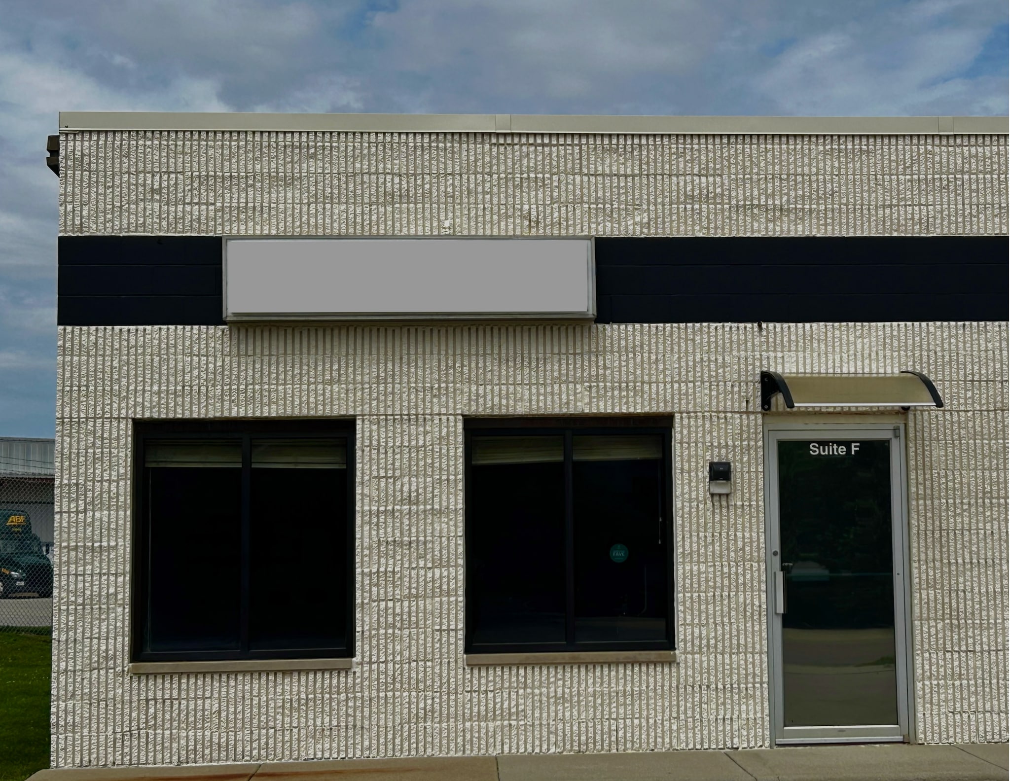 1624 Commerce Pky, Bloomington, IL for Rent