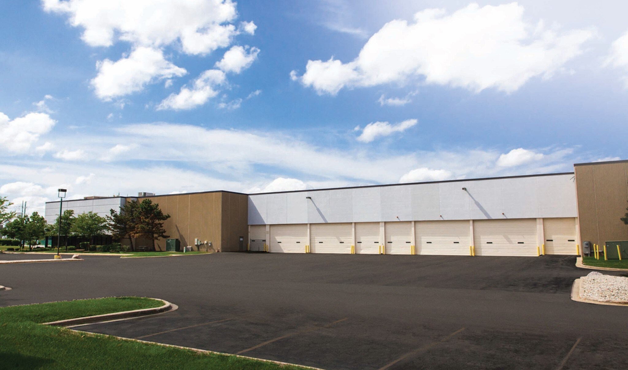 1905 S Mount Prospect Rd, Des Plaines, IL for Rent