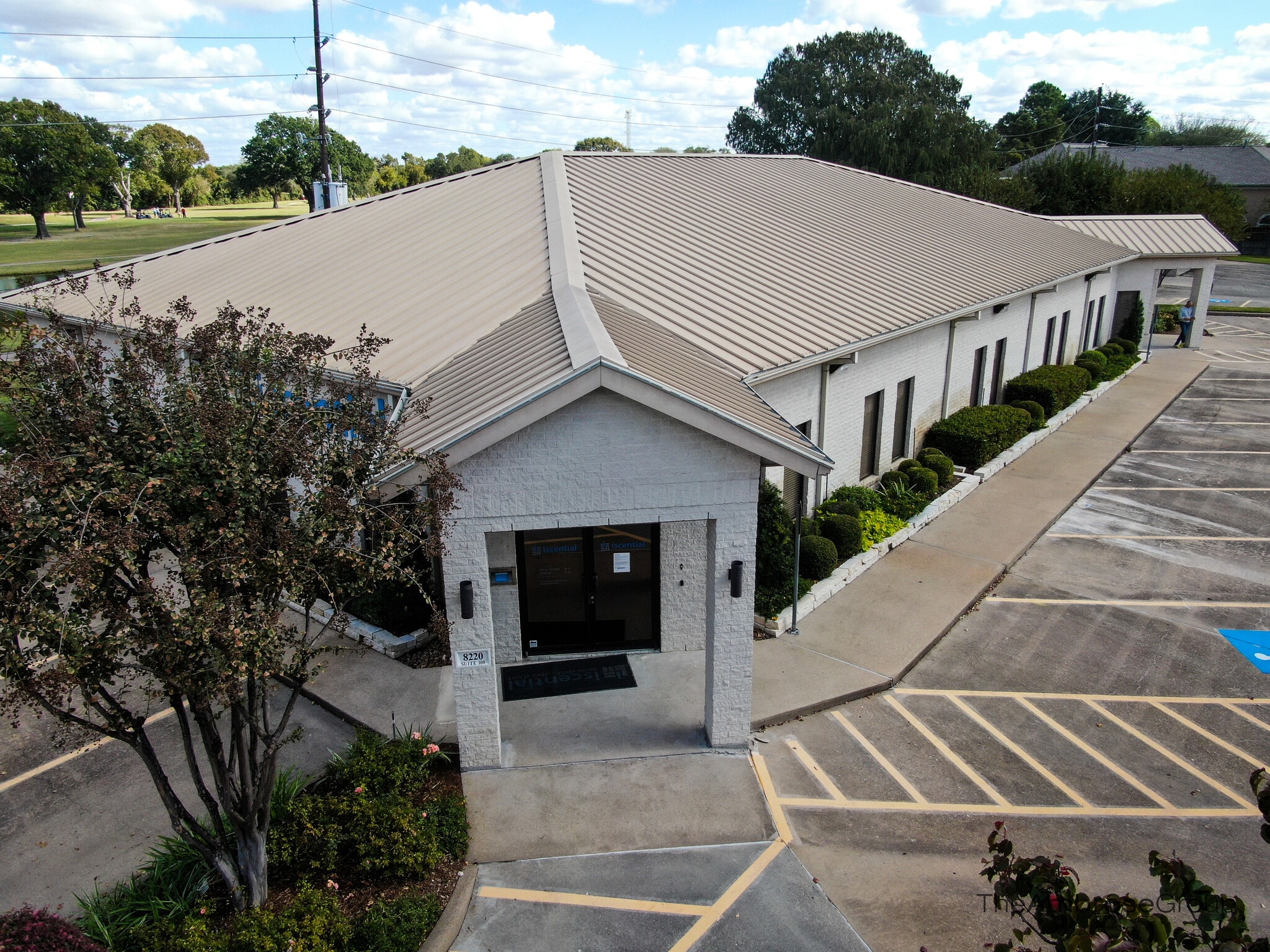 8220 Jones Rd, Houston, TX for Sale