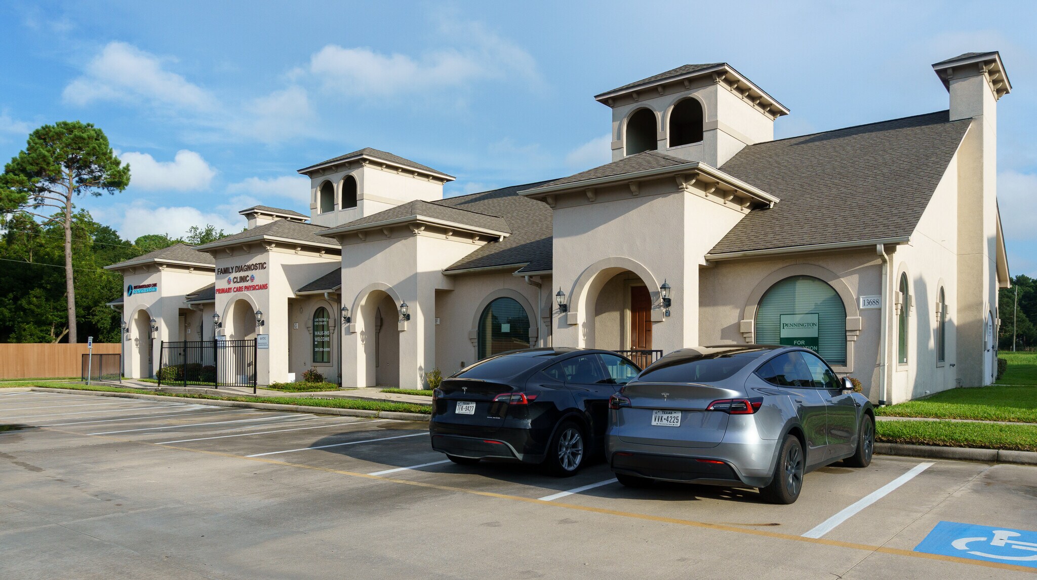 13688 Breton Ridge St, Houston, TX for Sale