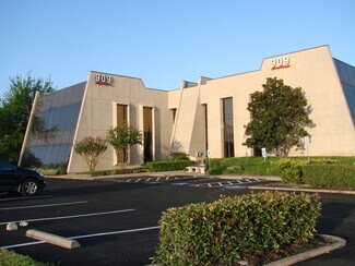 Houston, TX Medical - 909 Dairy Ashford Rd