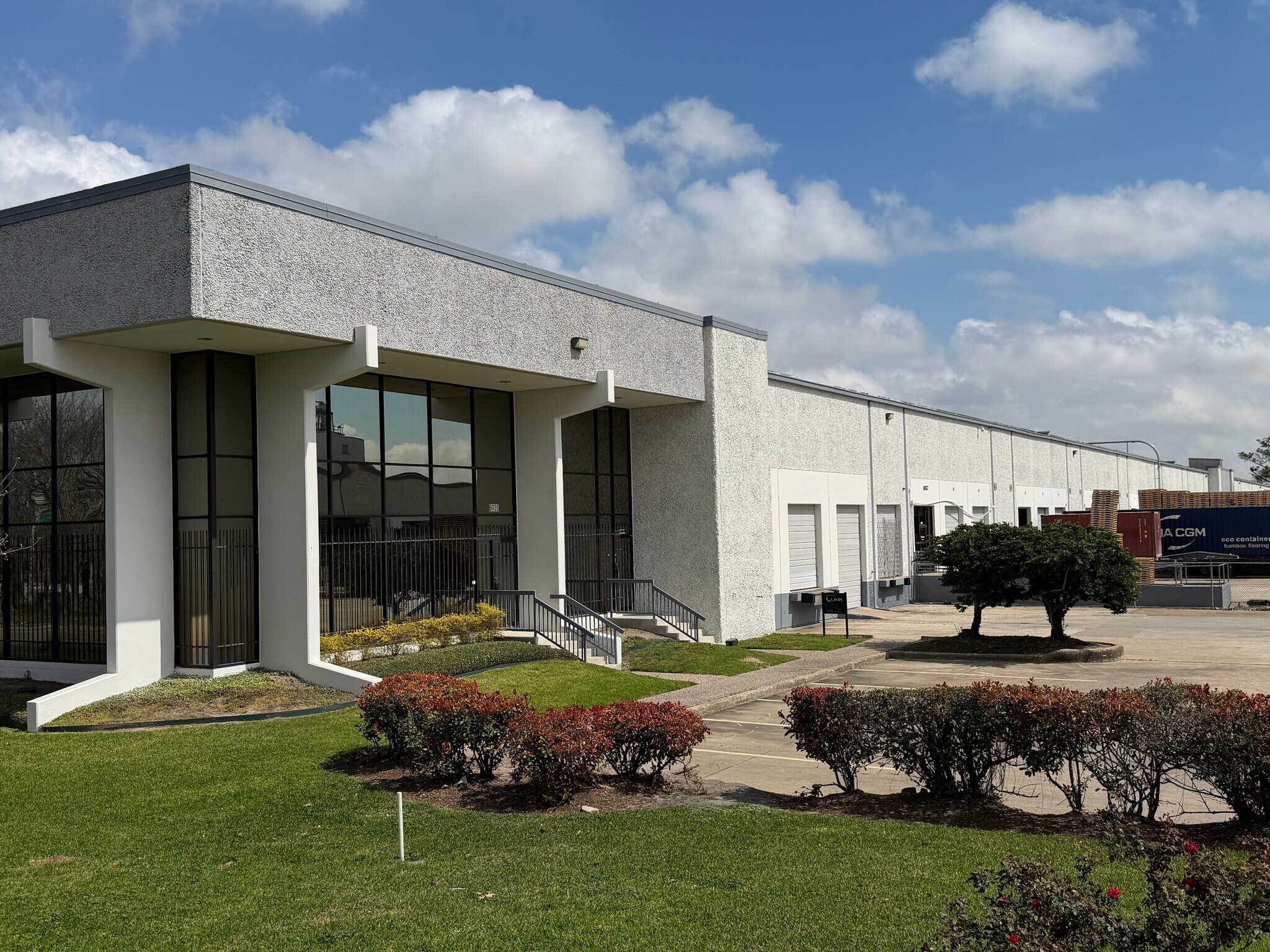 8935-8947 Market St, Houston, TX for Rent