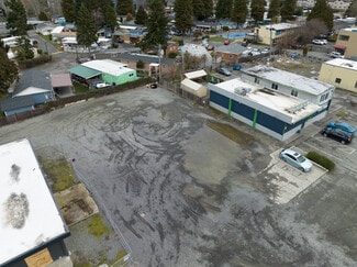 Kent, WA Apartments - 1617 W Meeker St
