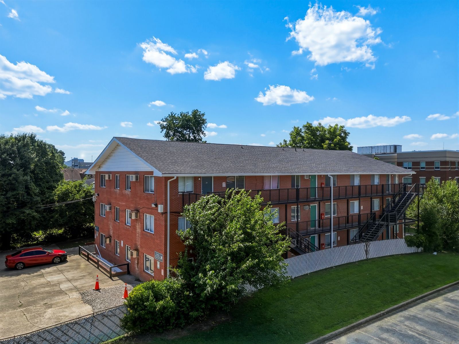 1737 6th Ave, Huntington, WV for Sale