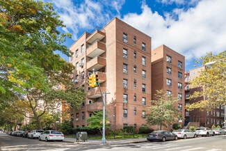 Forest Hills, NY Apartments - 11045 71st Rd
