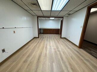 Southington, CT Office/Retail - 132 Main St