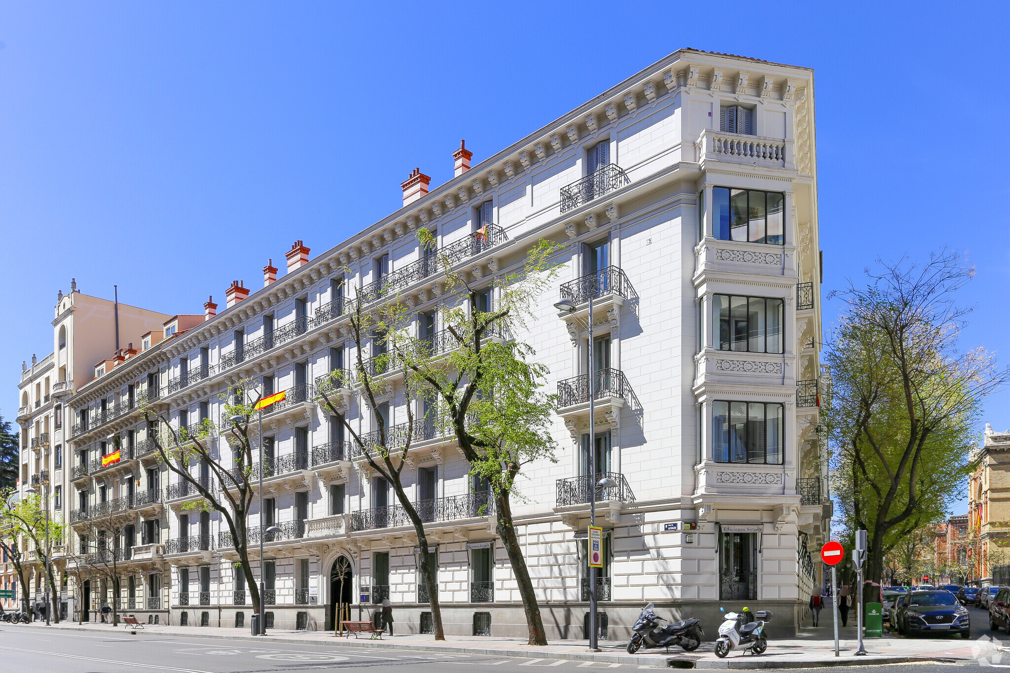 25 Calle de Almagro, Madrid, MAD for Rent