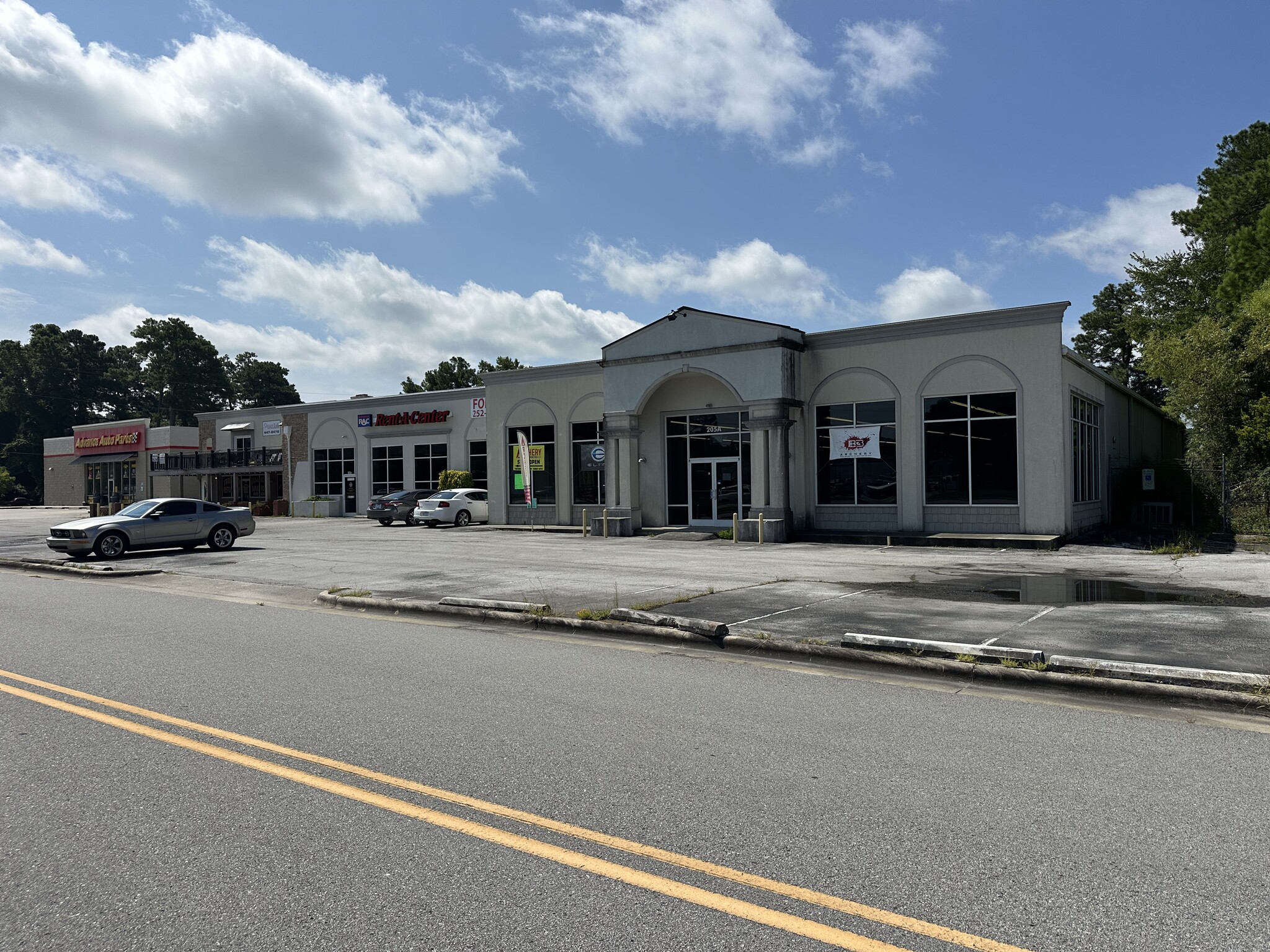 205 W Main St, Havelock, NC for Sale