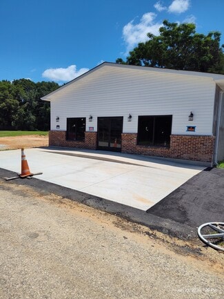 Gray Court, SC Storefront Retail/Office - 104 Central Ave