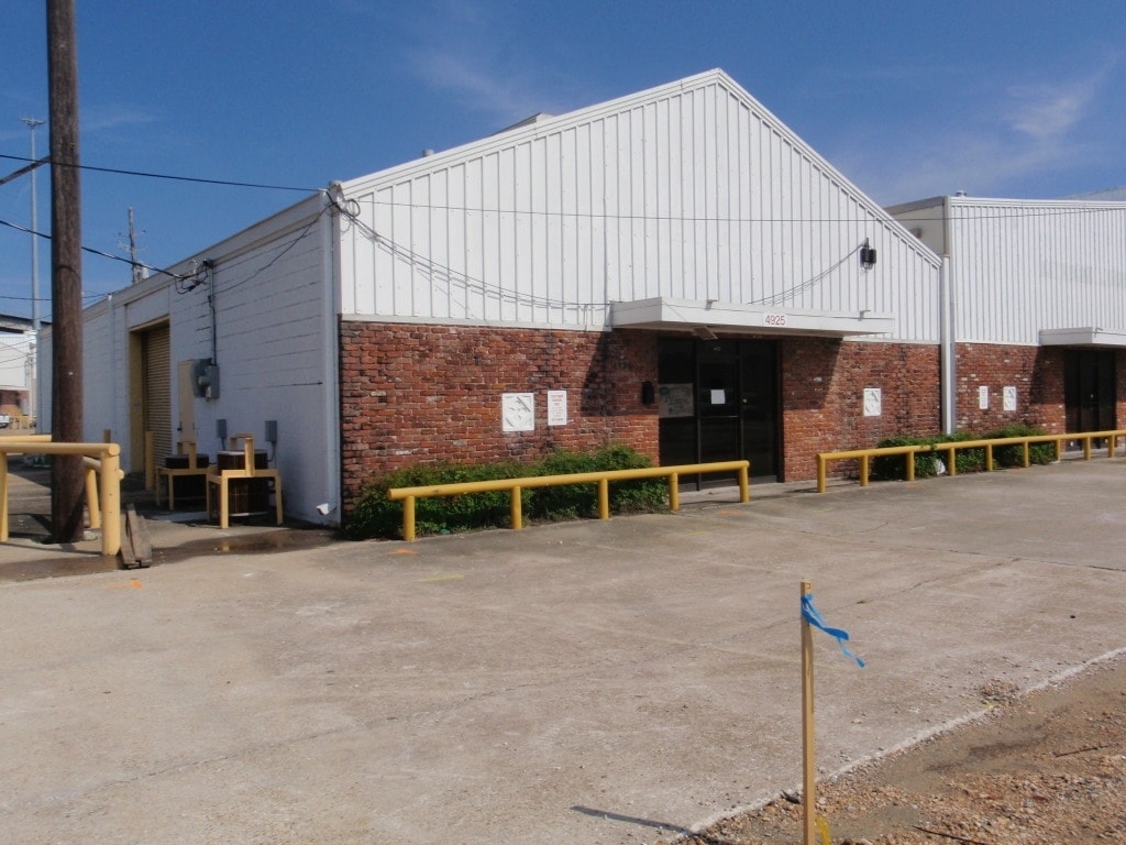 4925. Jefferson Hwy, New Orleans, LA for Rent