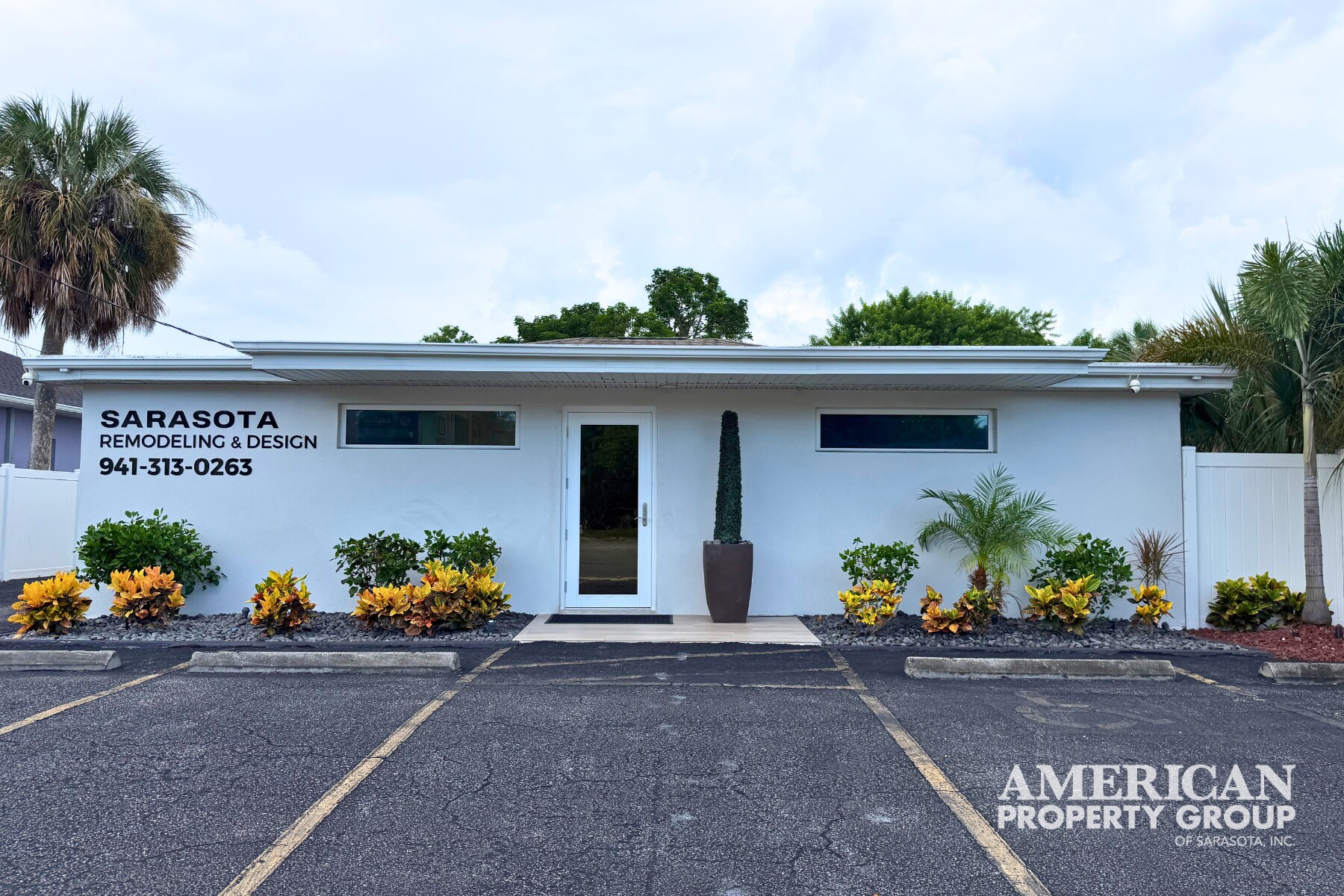 1670 Stickney Point Rd, Sarasota, FL for Sale