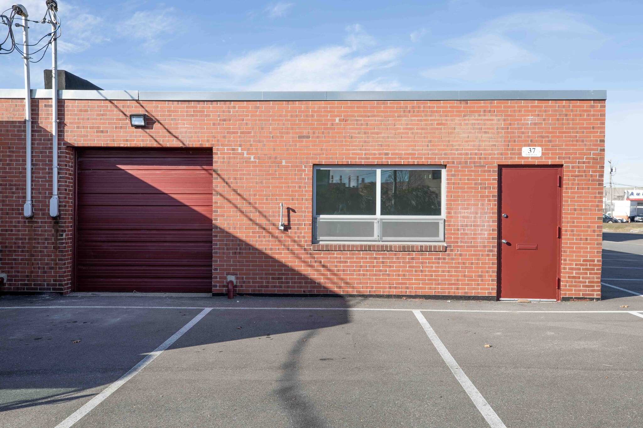 37 Louis St, Hicksville, NY for Rent