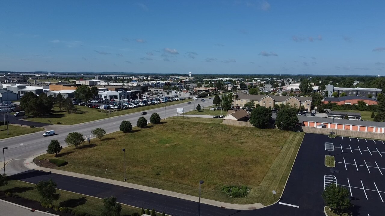 2702 Main Street, Plainfield, IN for Sale