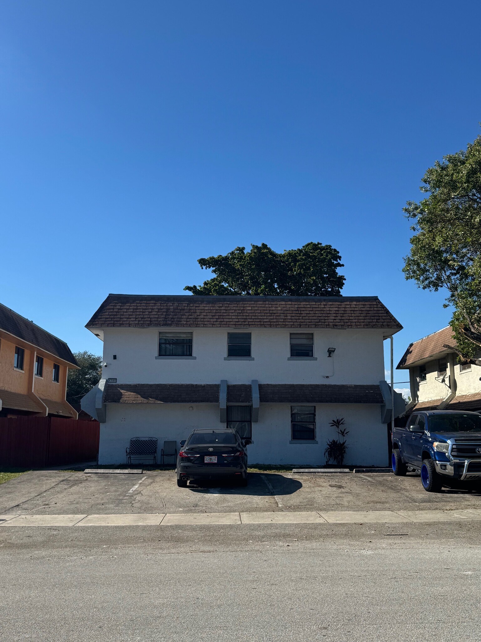 1741 SW 40th Ter, Fort Lauderdale, FL for Sale