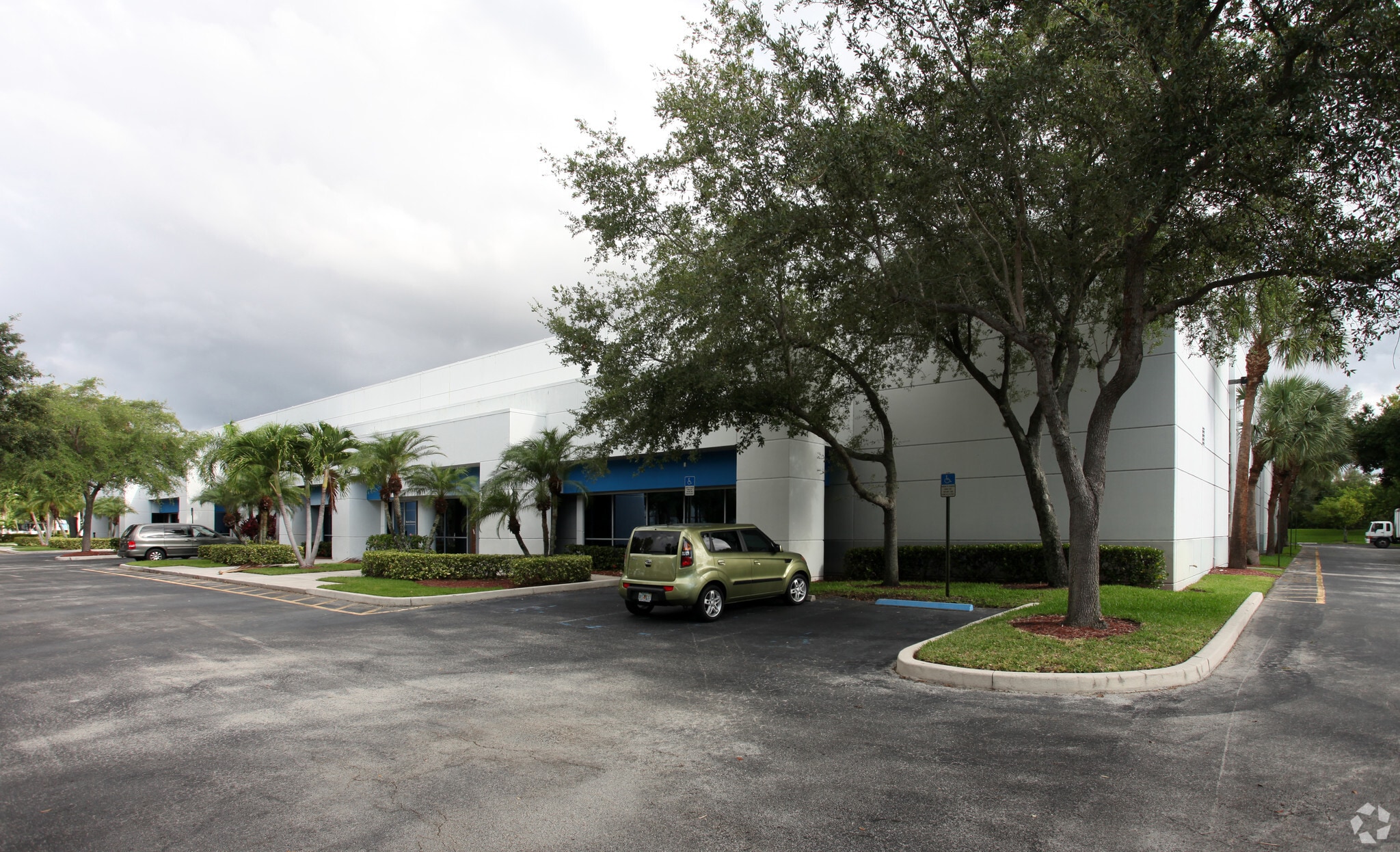 13801-13807 NW 4th St, Sunrise, FL for Rent