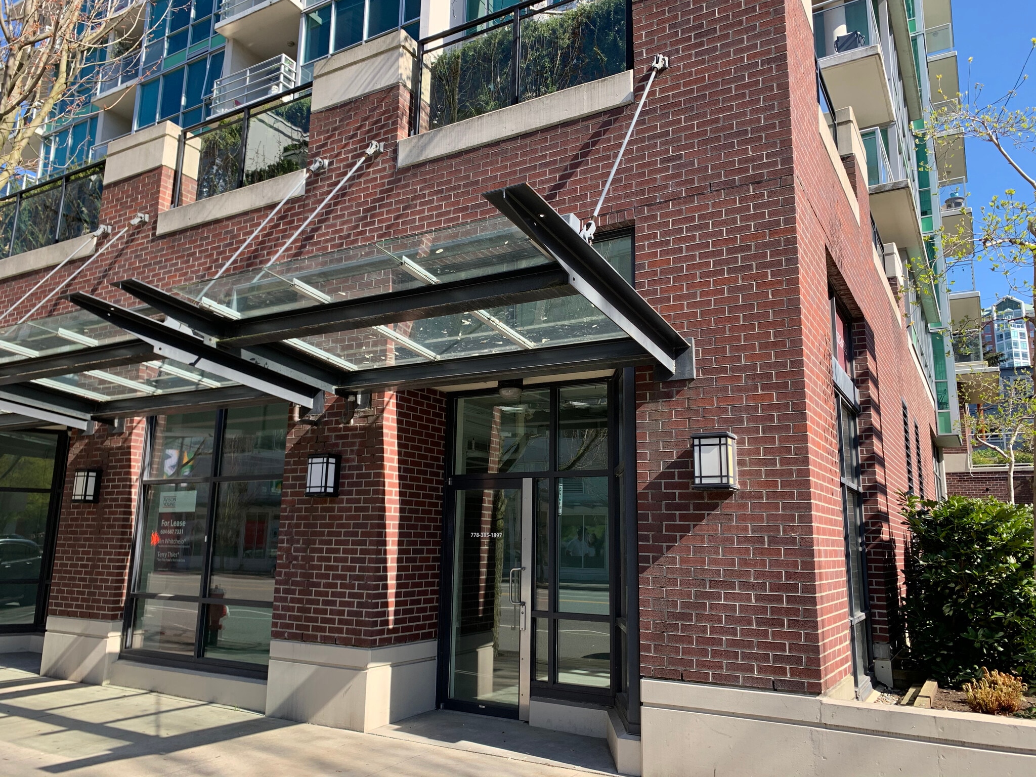 140-142 E Esplanade, North Vancouver, BC for Rent