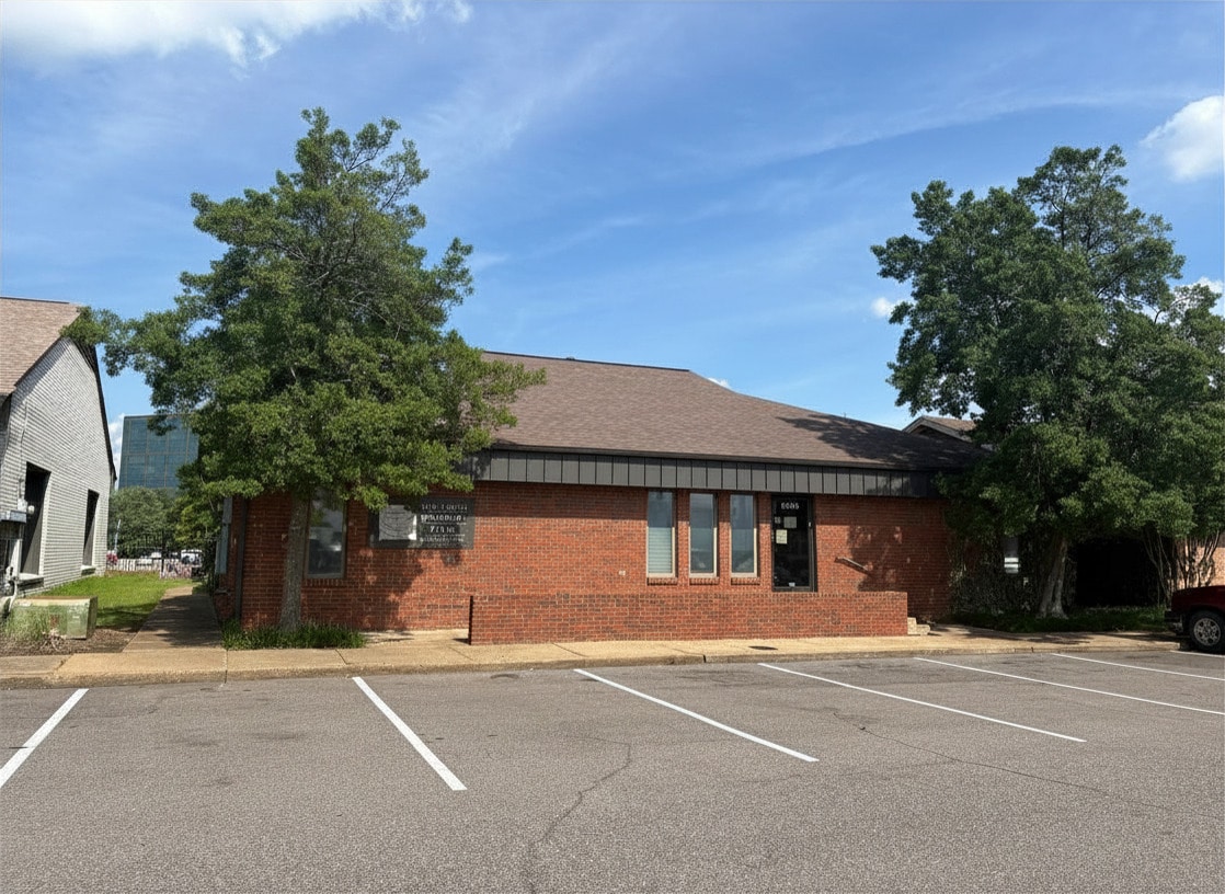 6266 Poplar Ave, Memphis, TN for Rent