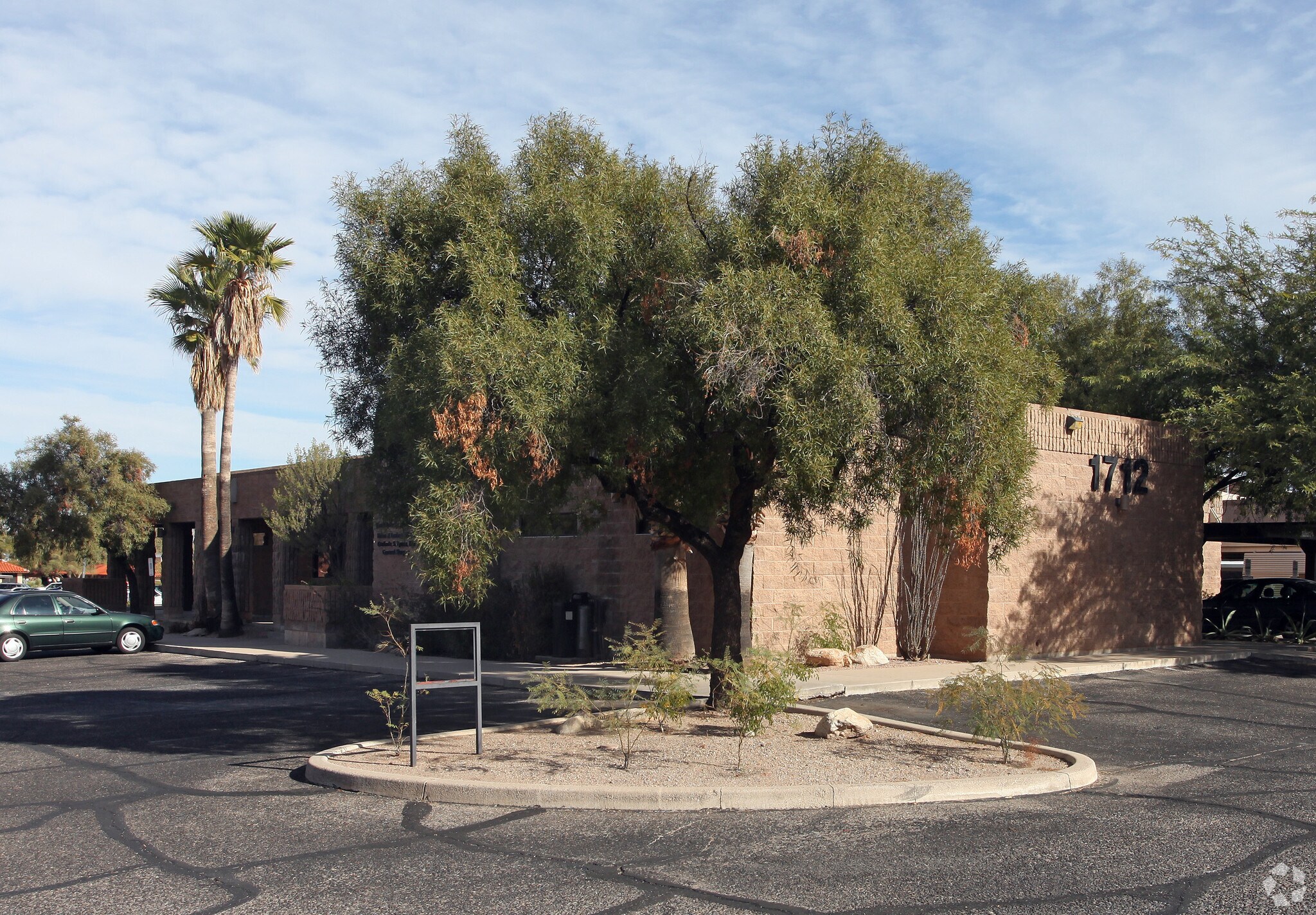1712 W Anklam Rd, Tucson, AZ for Rent