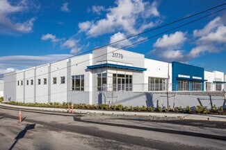 Abbotsford, BC Warehouse - 31779 King Rd Abbotsford, BC Warehouse - 31779 King Rd