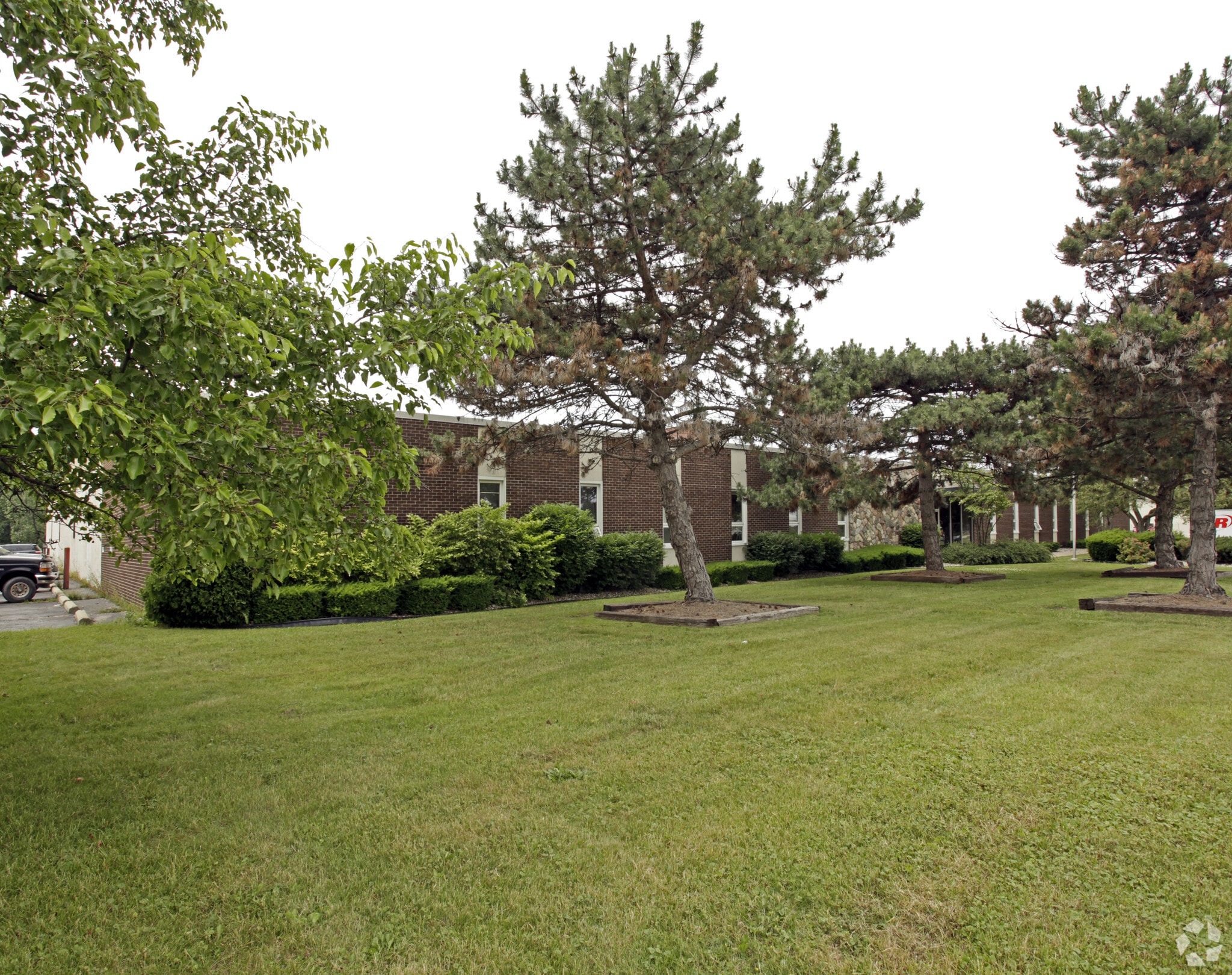 29555 Stephenson Hwy, Madison Heights, MI for Sale