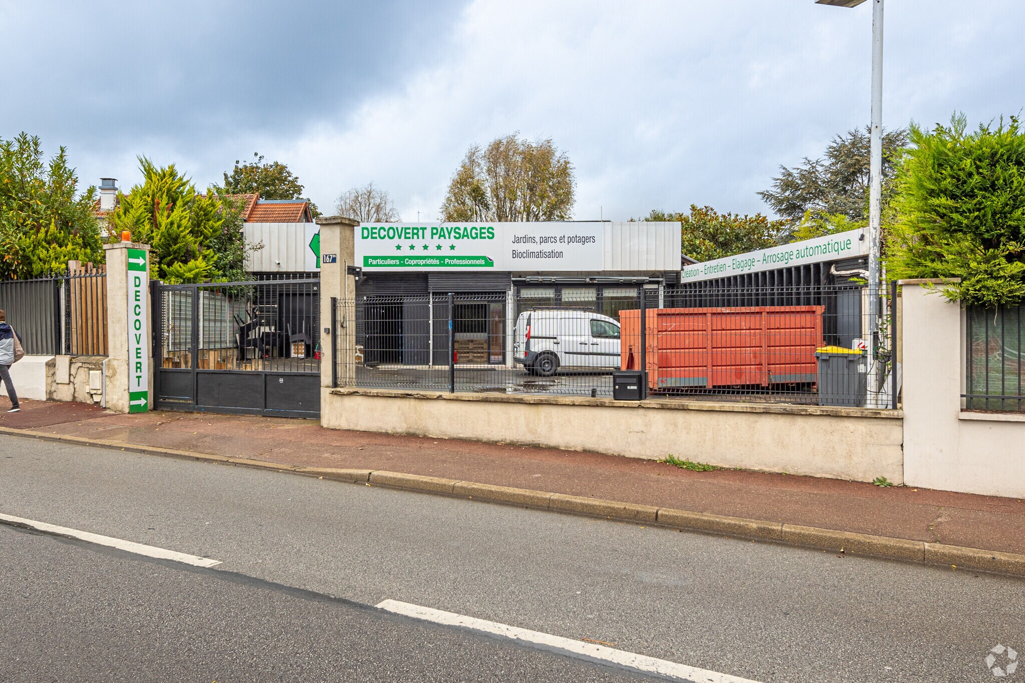 167 Bis Rue De La Porte Jaune, Garches, HDS for Sale