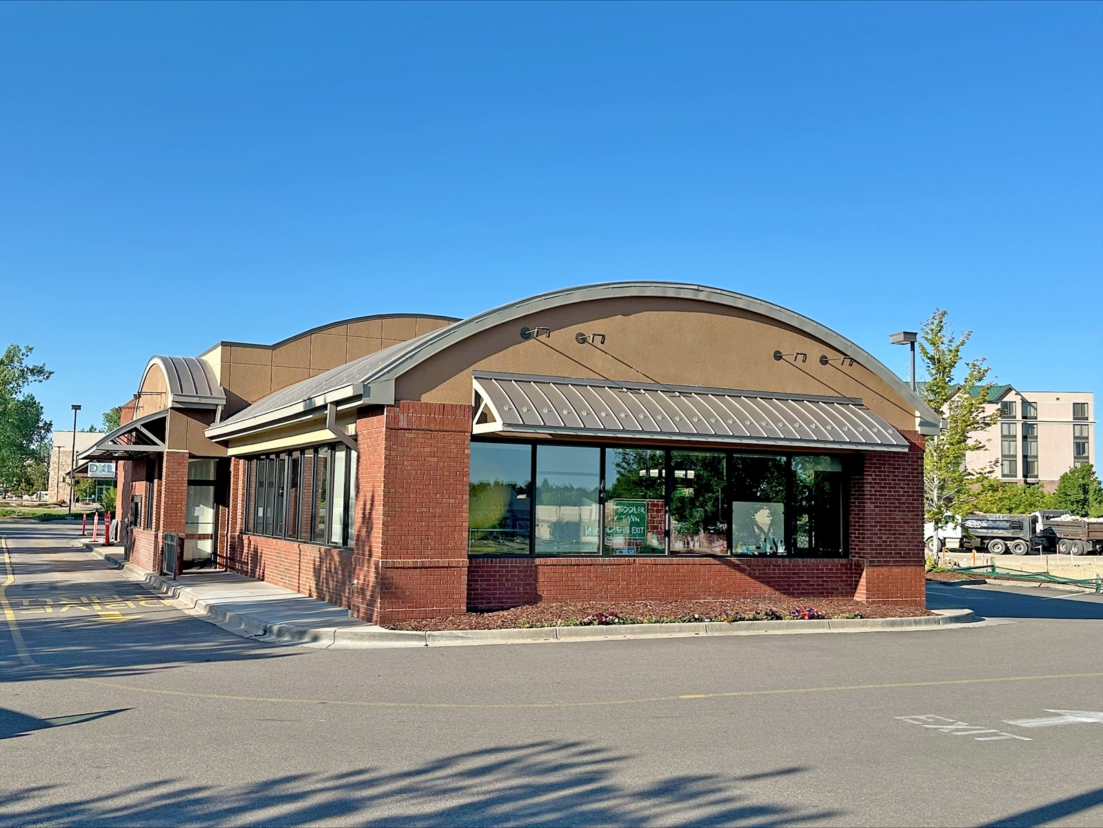 9091 Westview Rd, Lone Tree, CO for Sale