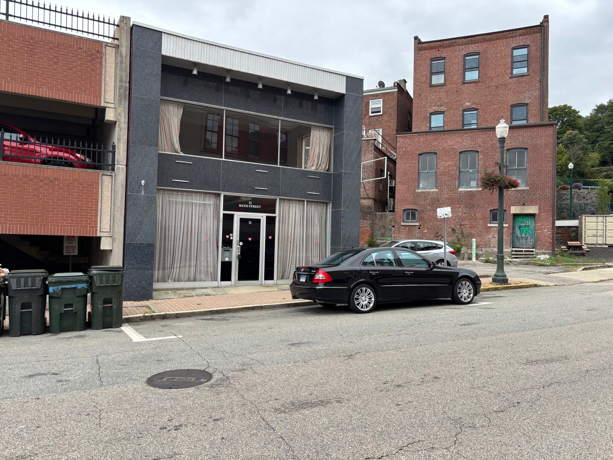 11 Bath St, Norwich, CT for Rent