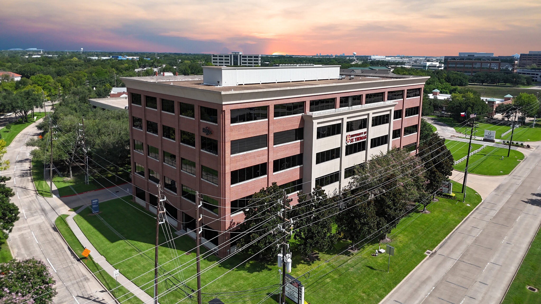 14090 Southwest Fwy, Sugar Land, TX for Rent