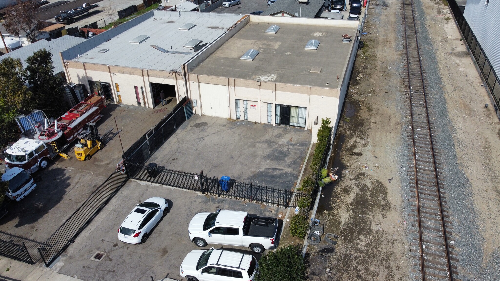 1295 E 4th St, Pomona, CA for Sale