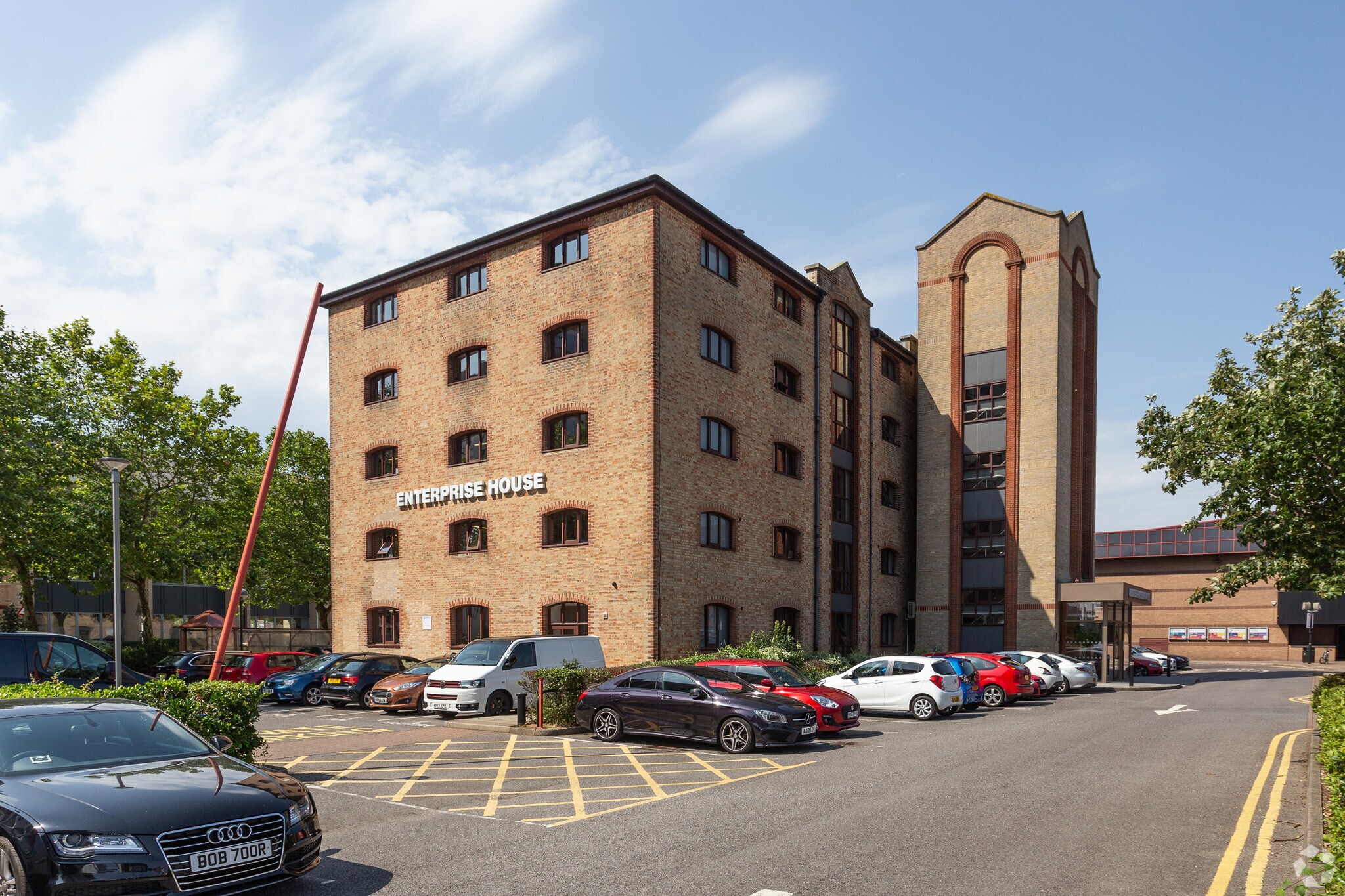 Ocean Way, Southampton, HAM for Rent
