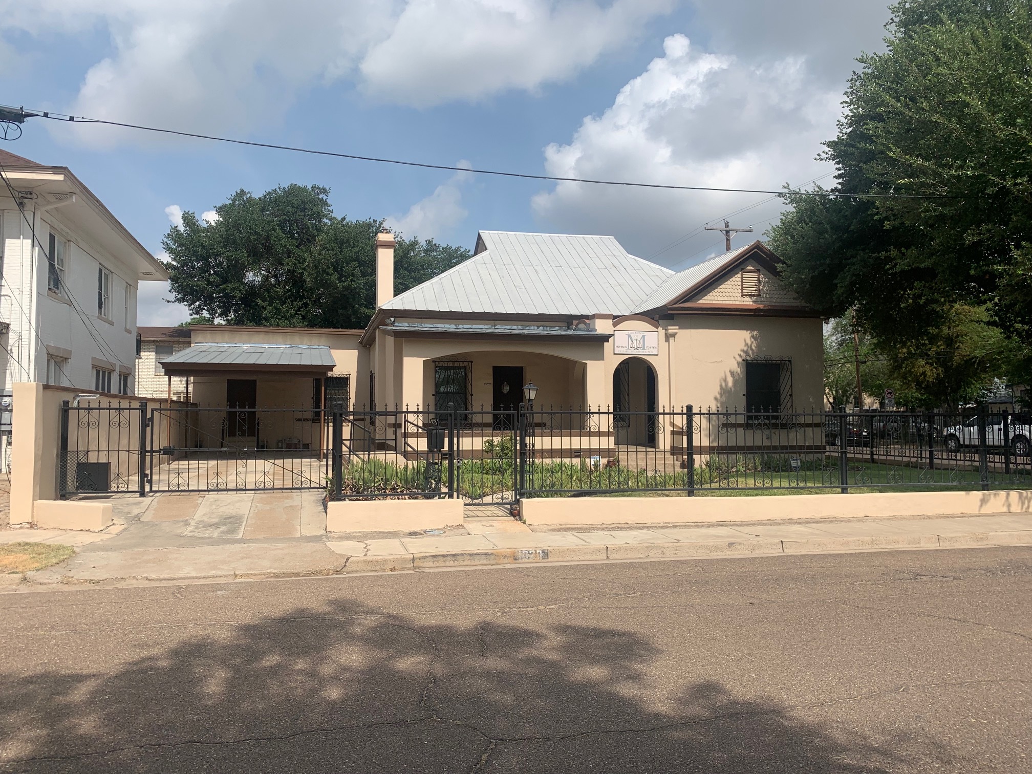 1020 Davis Ave, Laredo, TX for Rent