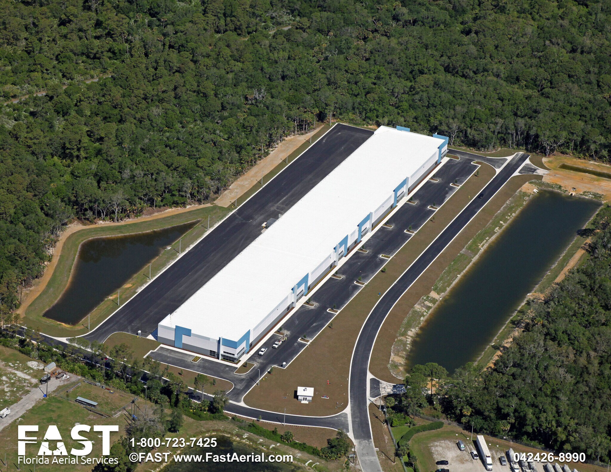 302 Parktowne Blvd, Edgewater, FL for Rent