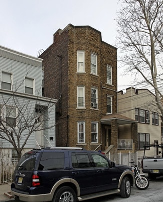 Jersey City, NJ Apartments - 42 Poplar St Jersey City, NJ Apartments - 42 Poplar St