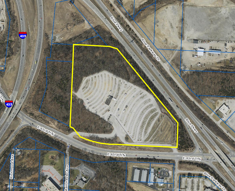 8200 63rd Street, Kansas City, MO for Sale