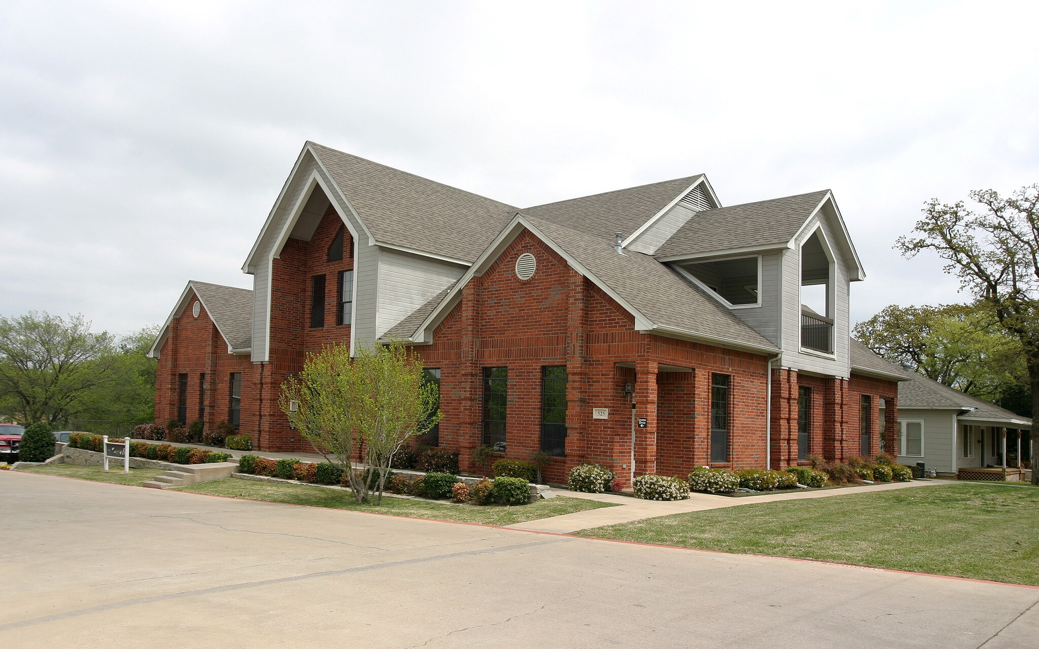 525 S Carroll Blvd, Denton, TX for Rent