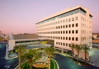 Orange, CA Medical - 1010 W La Veta Ave