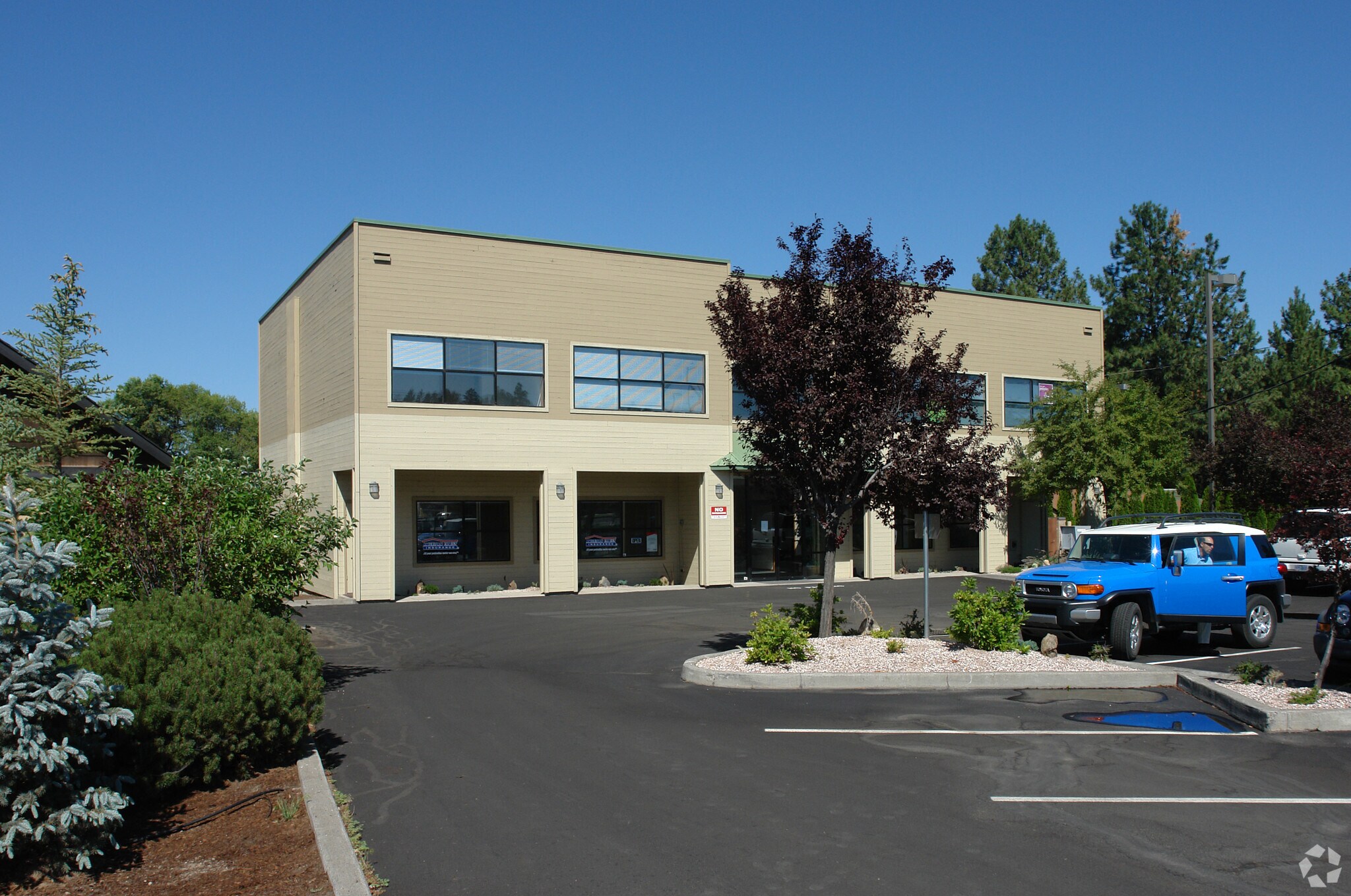 61383 S Highway 97, Bend, OR for Rent