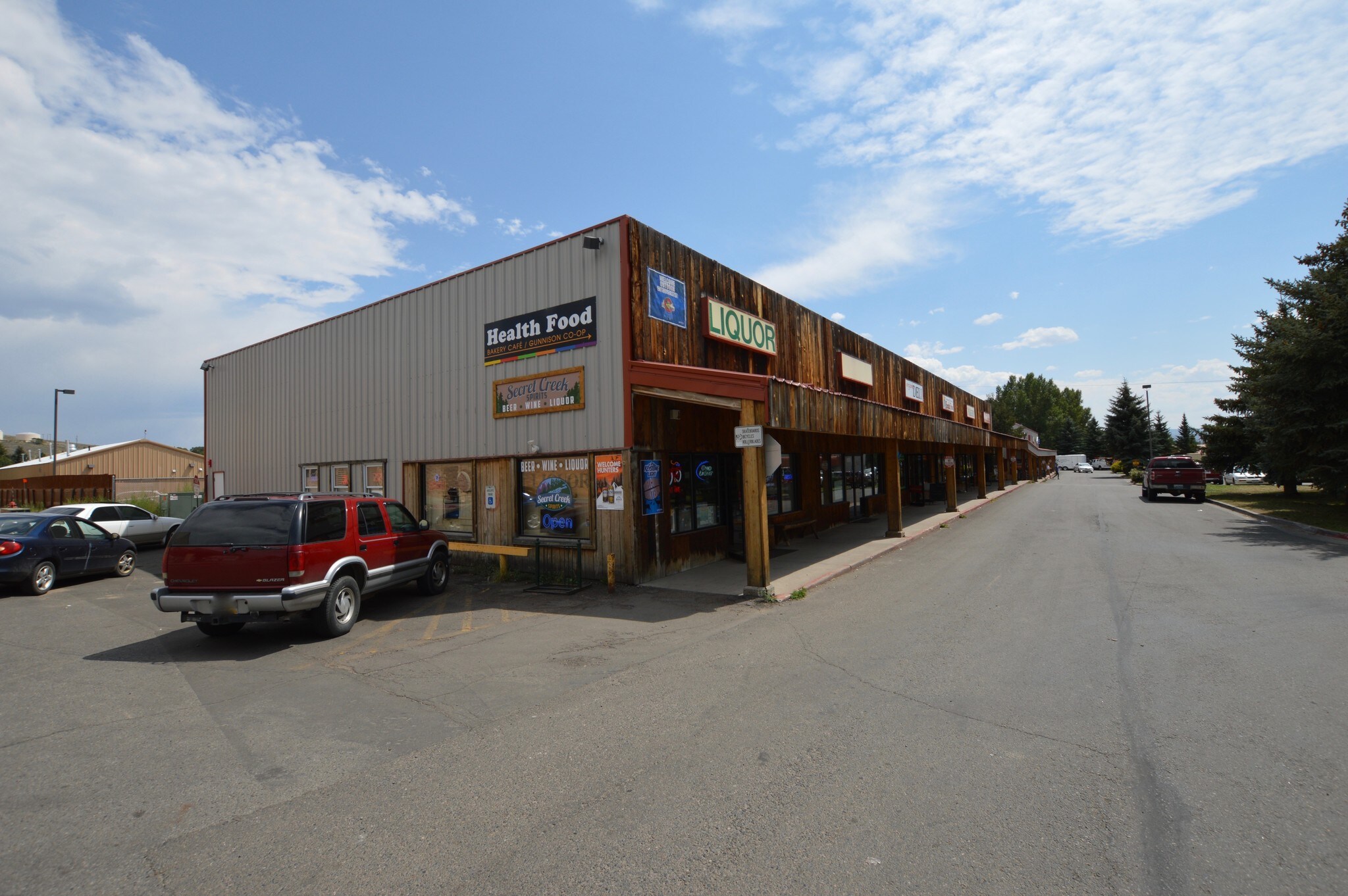 800-810 N Main St, Gunnison, CO for Rent