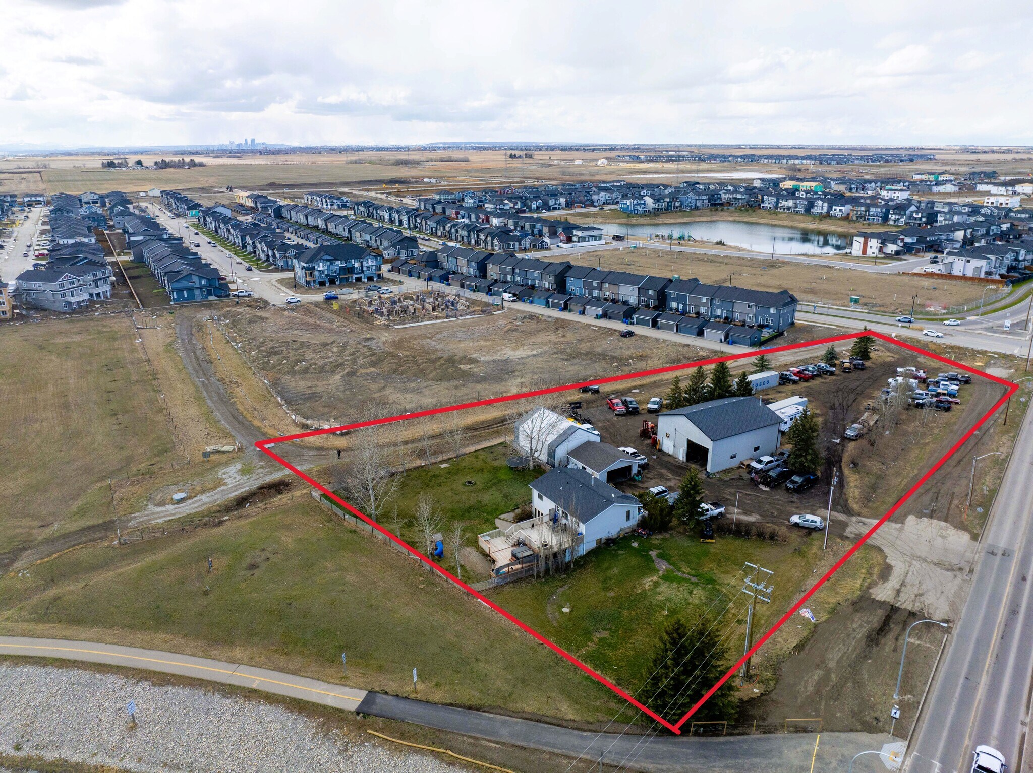 240187 Rainbow Rd, Chestermere, AB for Sale