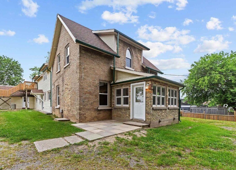 50 Fairview Av, St Thomas, ON for Sale