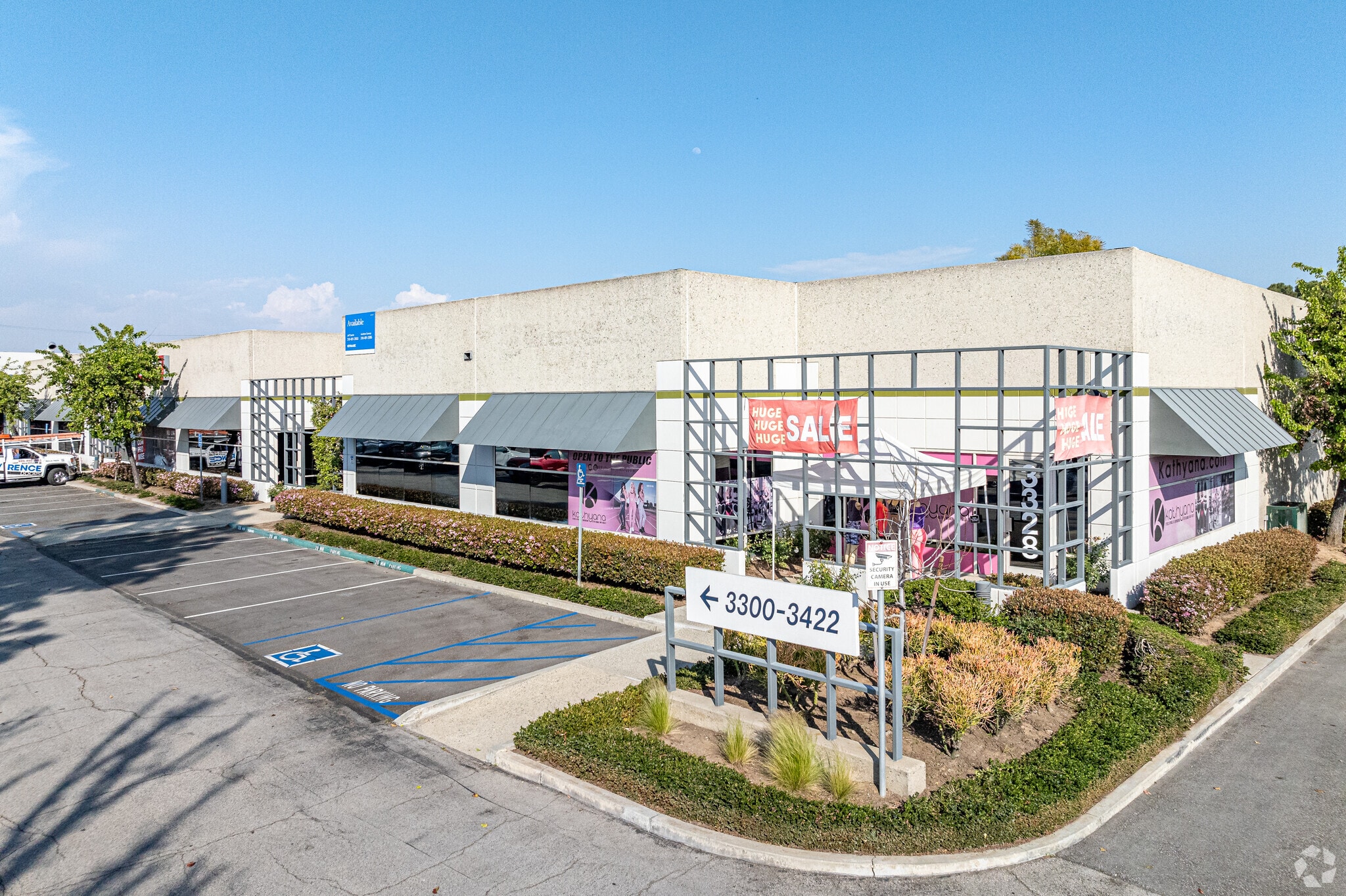 3300-3328 Garfield Ave, Commerce, CA for Rent